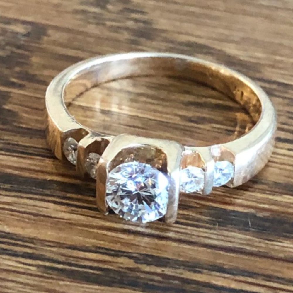 .55 ct Diamond Ring with gold band
